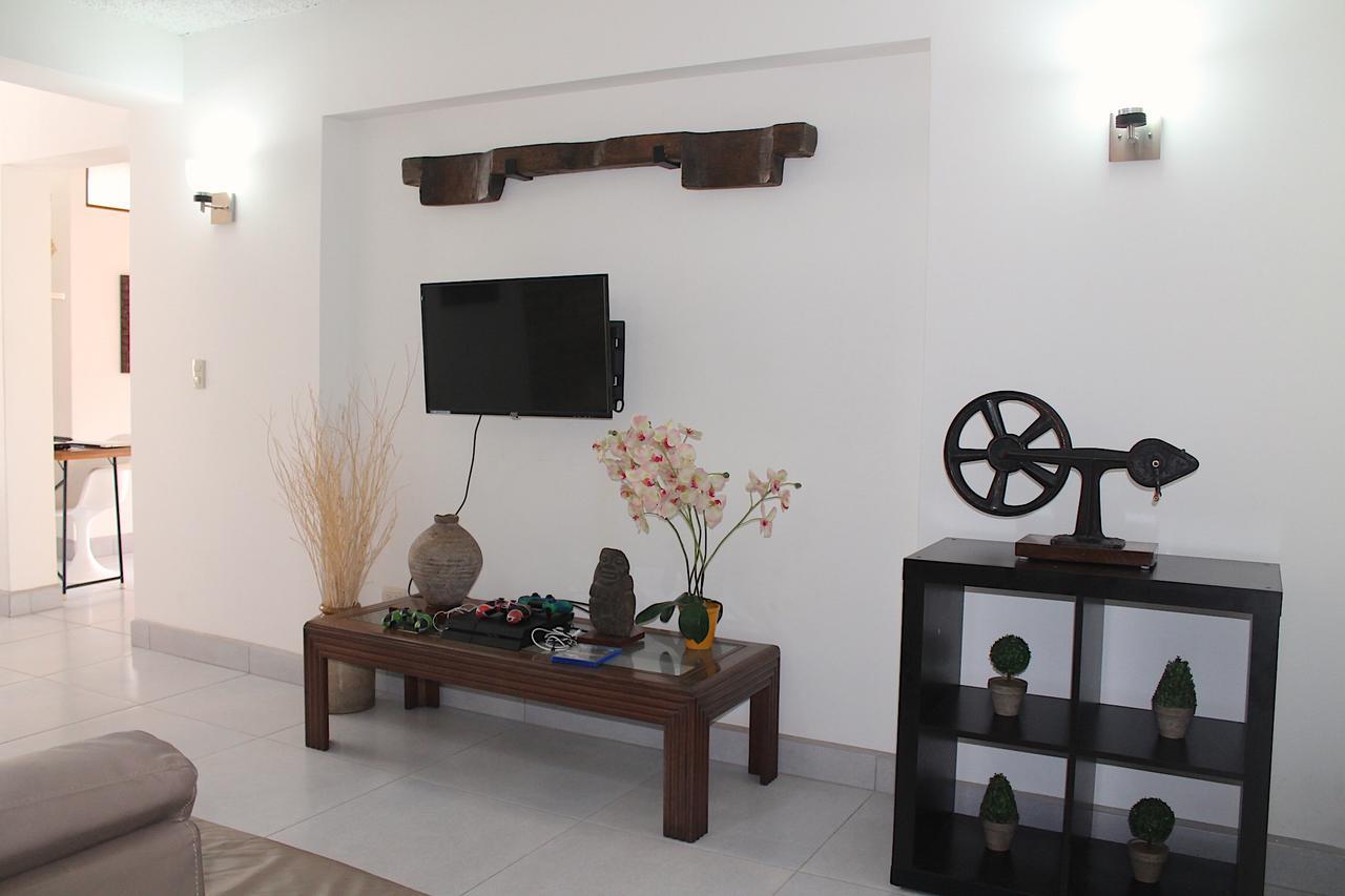 Apartamentos Reforma Guatemala City Exterior foto